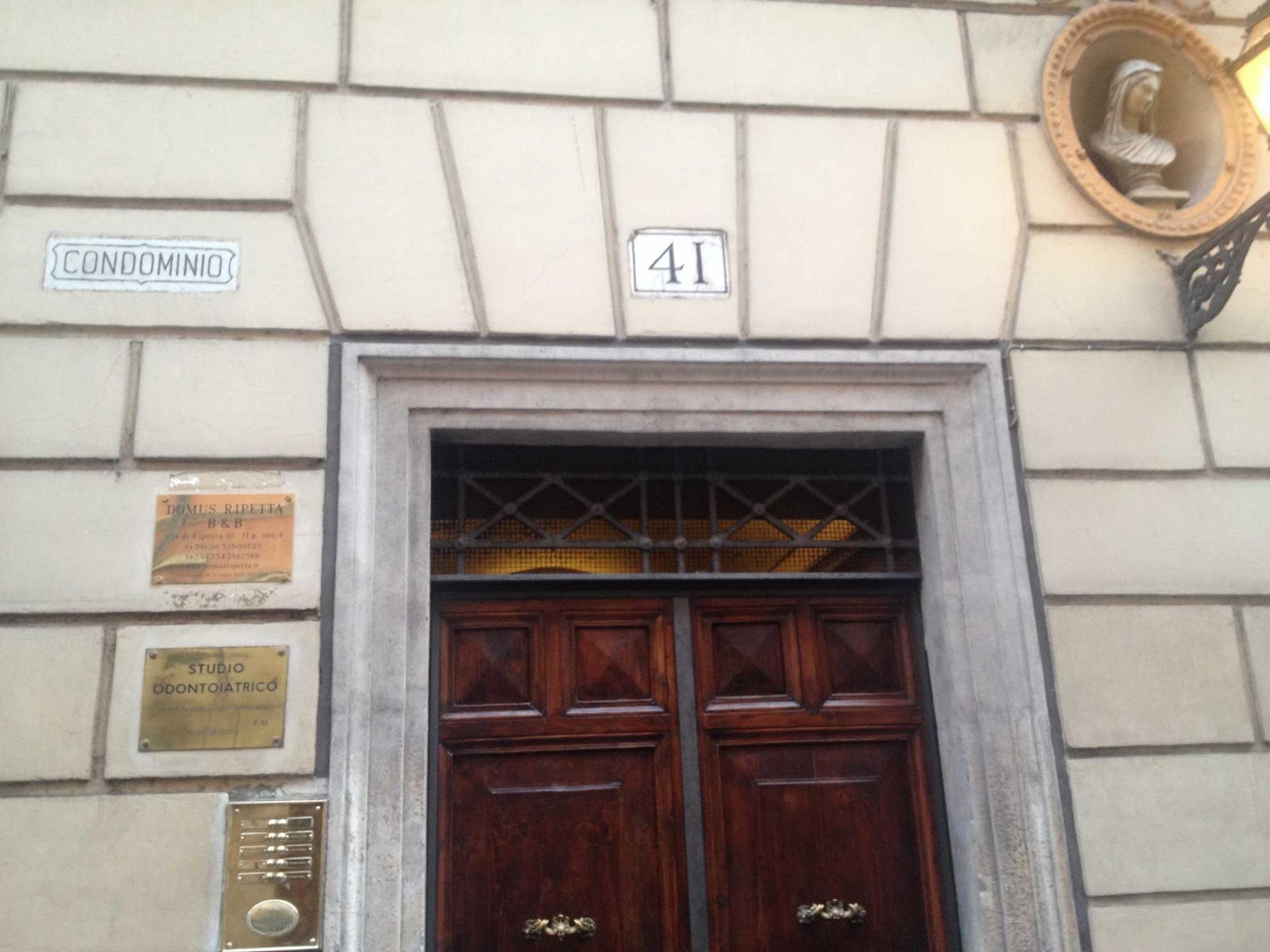 Bed and Breakfast Domus Ripetta Rzym Zewnętrze zdjęcie