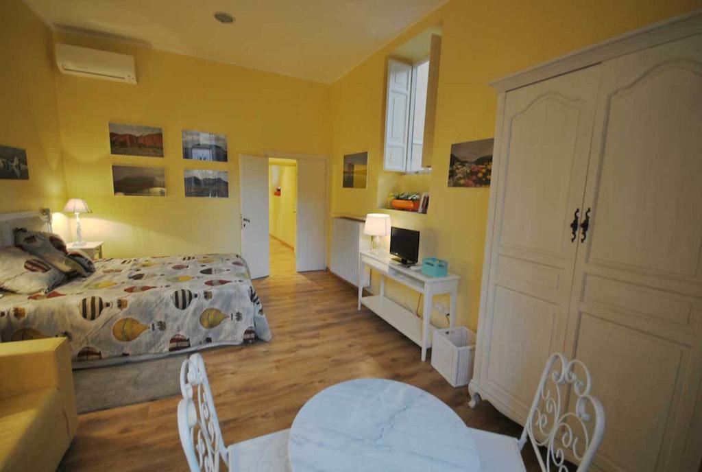 Bed and Breakfast Domus Ripetta Rzym Pokój zdjęcie